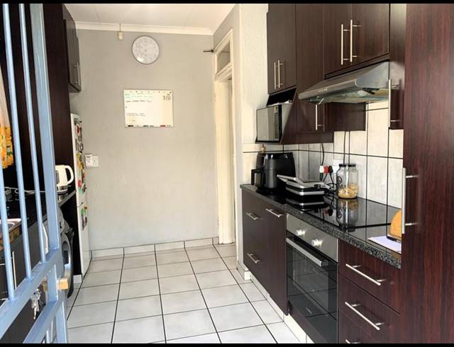 3 BEDROOM HOUSE FOR SALE IN PARKRAND